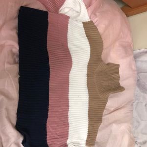 Color block turtleneck sweater
